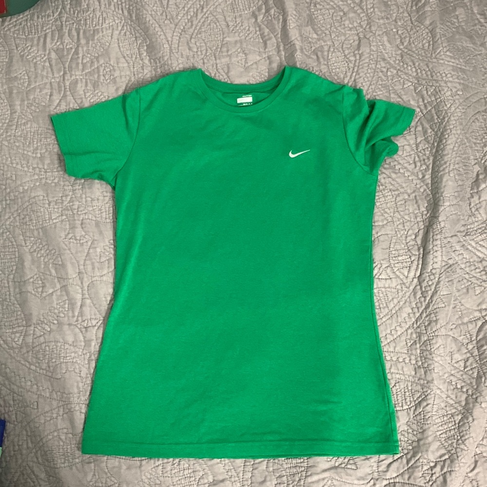 Nike FitDry Women’s running top Kelly Green